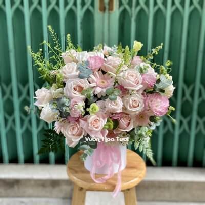 Lẵng Hoa Hồng Kem Sinh Nhật Cát Tường Lẵng Hoa Hồng Kem Sinh Nhật Cát Tường